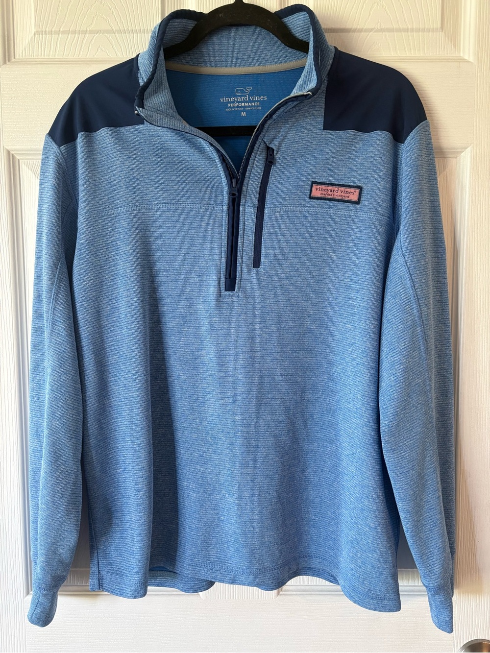 Vineyard Vines Men's Light Blue 1/4-Zip Performance Sweater Size Med- Golf Logo